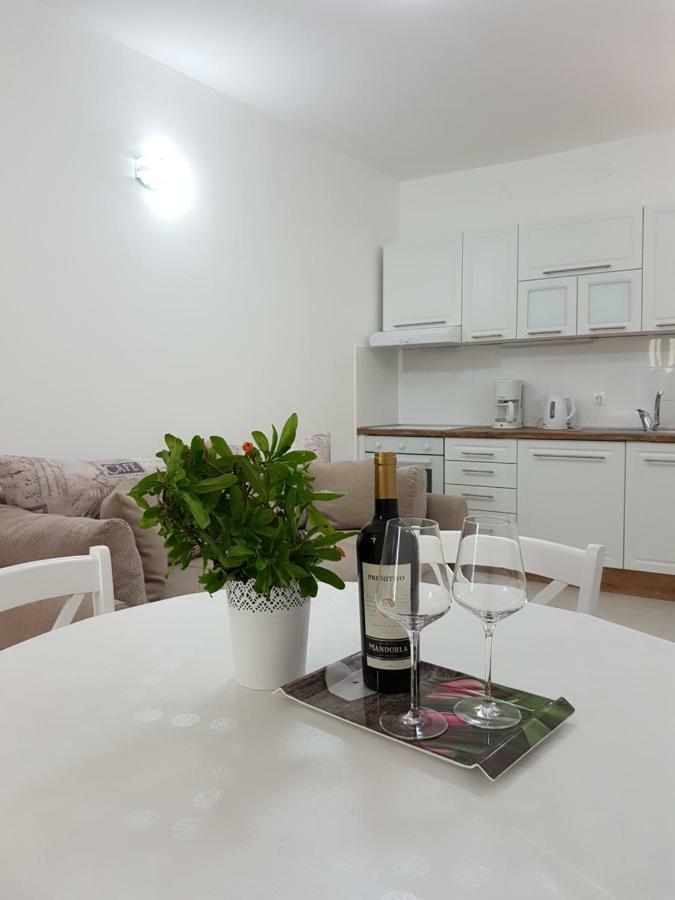 Apartmani Luka & Iva 希贝尼克 外观 照片